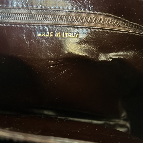 🔹 Mock Croc Leather Bag Made in Italy with Adjustable Strap - Picture 6 of 14